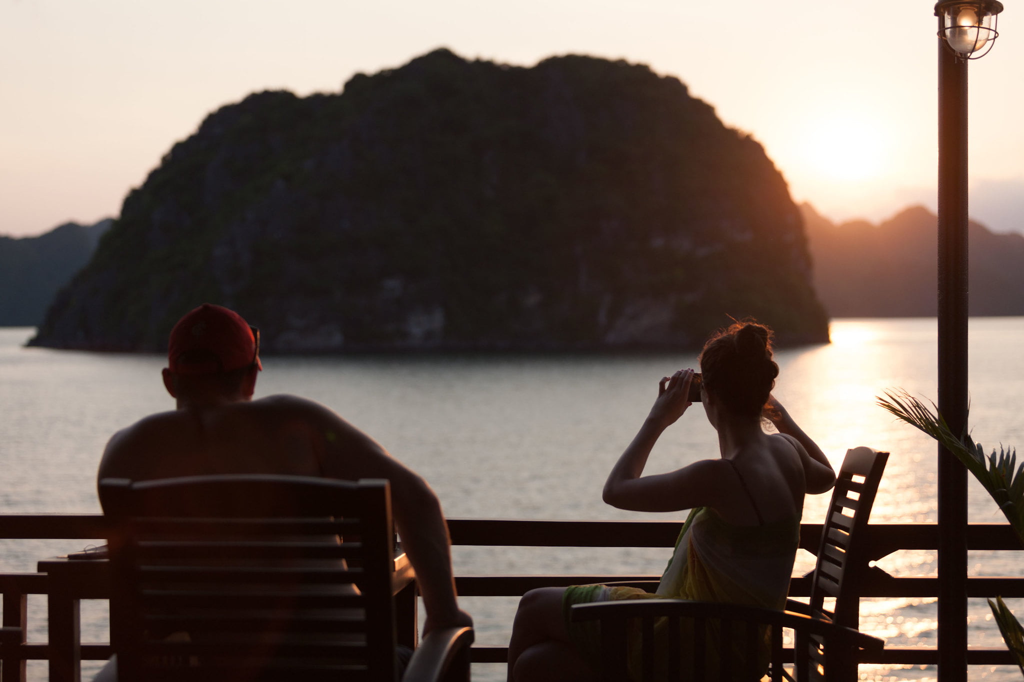 Lily Cruise Tour in Bai Tu Long Bay