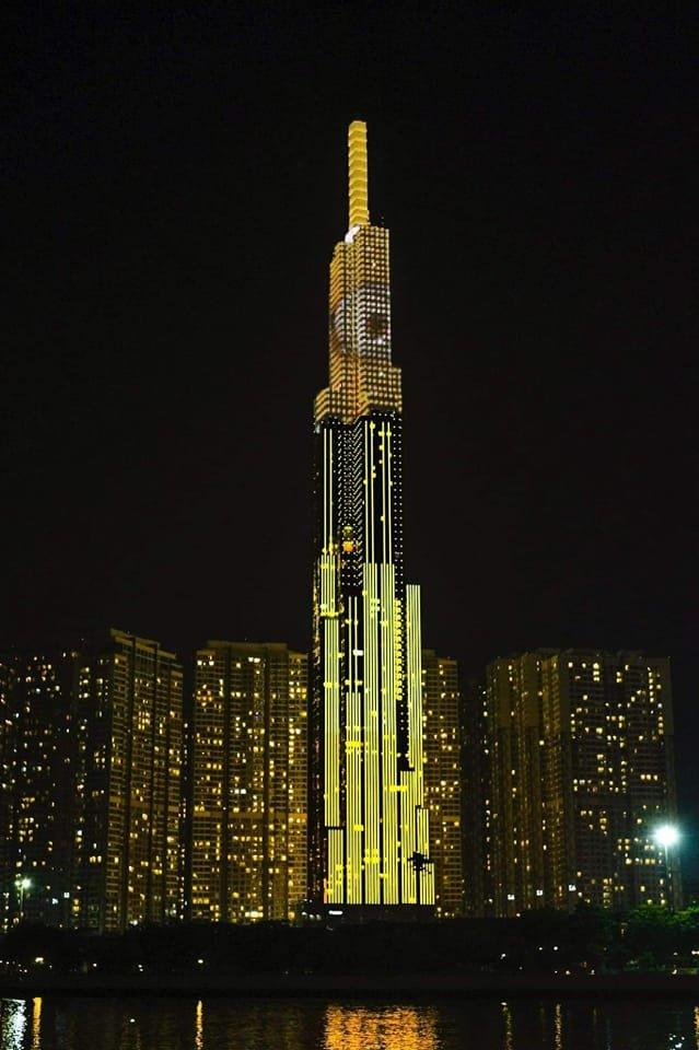 DongDong Skyview Apartment in Landmark 81 Tower